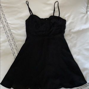 NWoT Sunday Best - Aritzia - Flirt mini dress